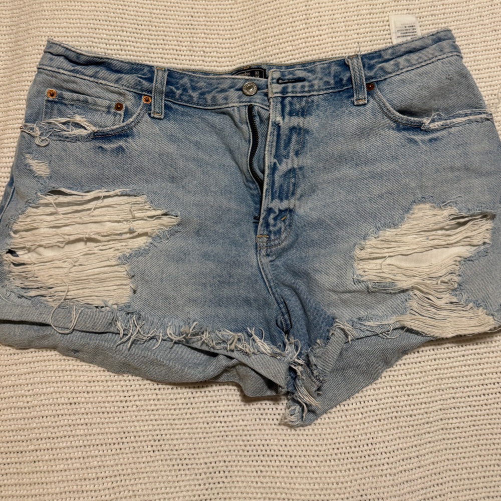 Abercrombie & Fitch High Wasted Shorts